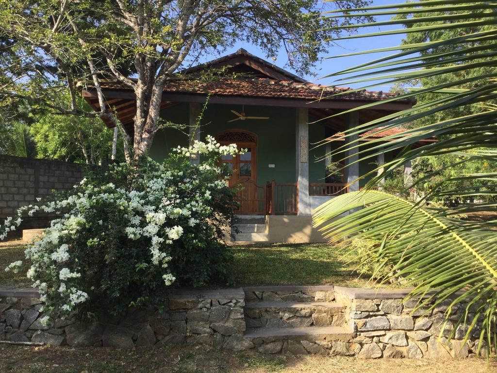Tranquality Chalets Tangalle Exterior photo